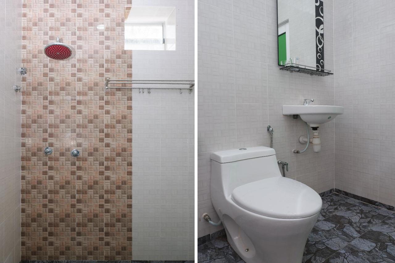Oyo 90005 Dc Villa Guest House Куала Ромпин Екстериор снимка