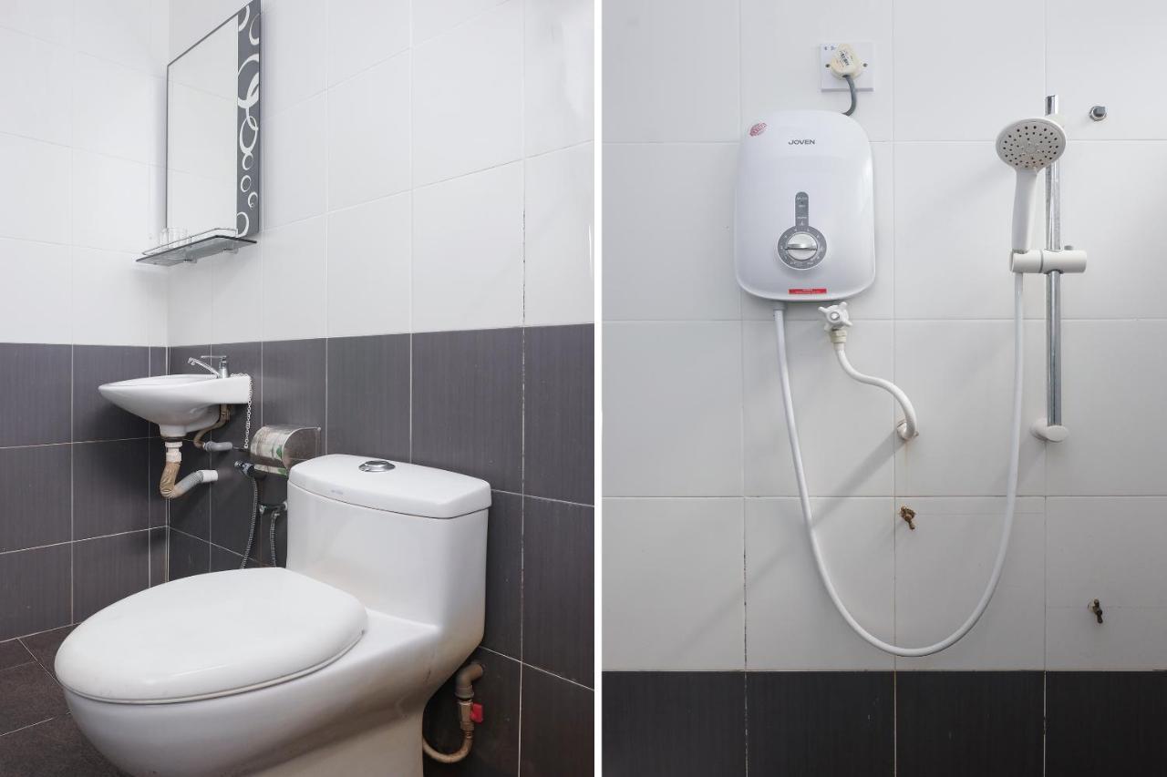 Oyo 90005 Dc Villa Guest House Куала Ромпин Екстериор снимка