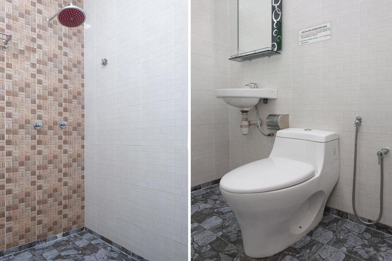 Oyo 90005 Dc Villa Guest House Куала Ромпин Екстериор снимка